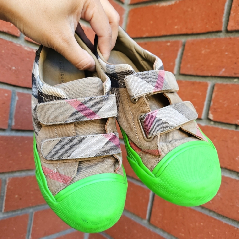 Burberry Kids Checked Trainers Beige Vintage green sole Size EU32 - Picture 2 of 12